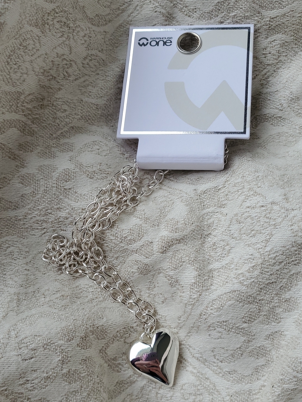 5/$35💐 Silver Long Necklace Chain With Heart Charm - Warehouse One